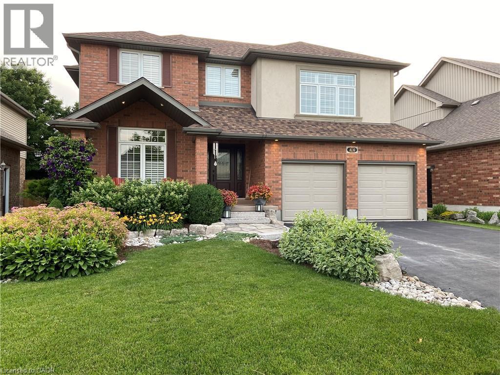 












44 CRANE Crescent

,
Elmira,




Ontario
N3B3M3

