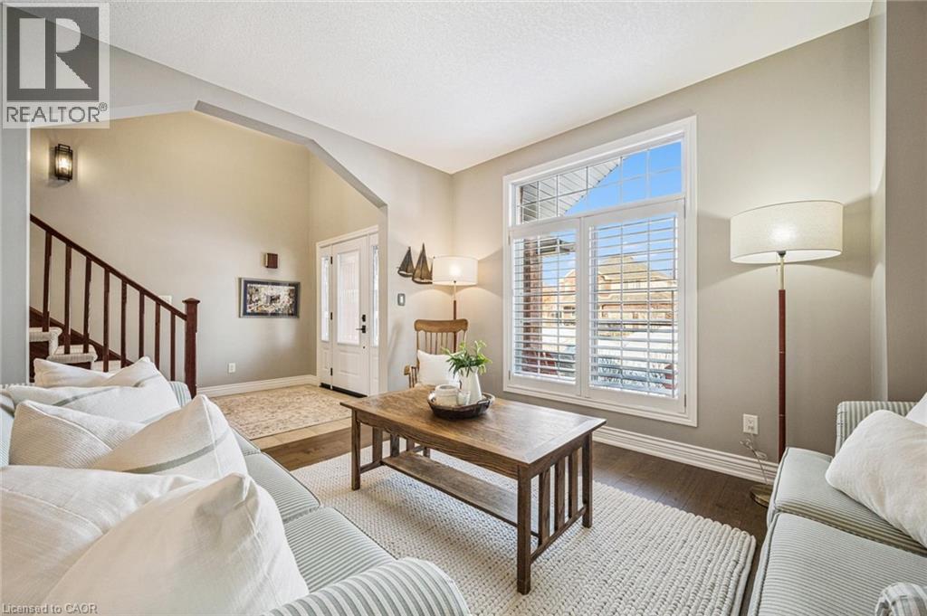 












44 CRANE Crescent

,
Elmira,




Ontario
N3B3M3

