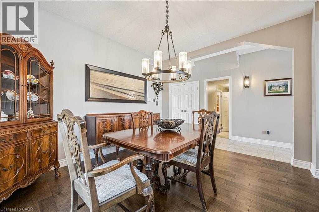 












44 CRANE Crescent

,
Elmira,




Ontario
N3B3M3

