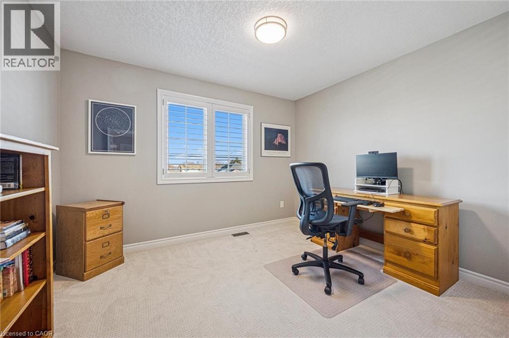 












44 CRANE Crescent

,
Elmira,




Ontario
N3B3M3

