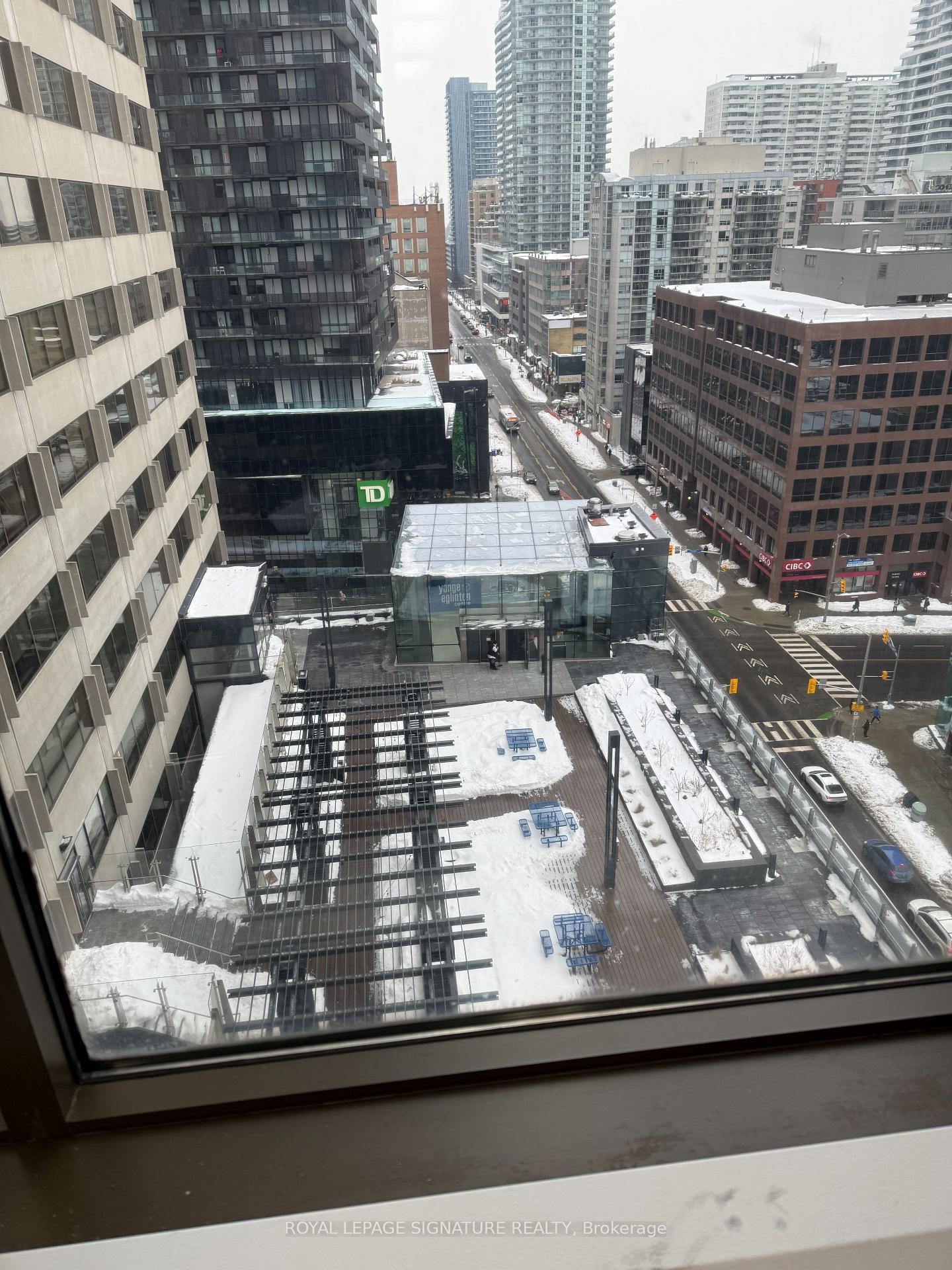 









20


Eglinton

Avenue West, 1001,
Toronto,




ON
M4R 1K8

