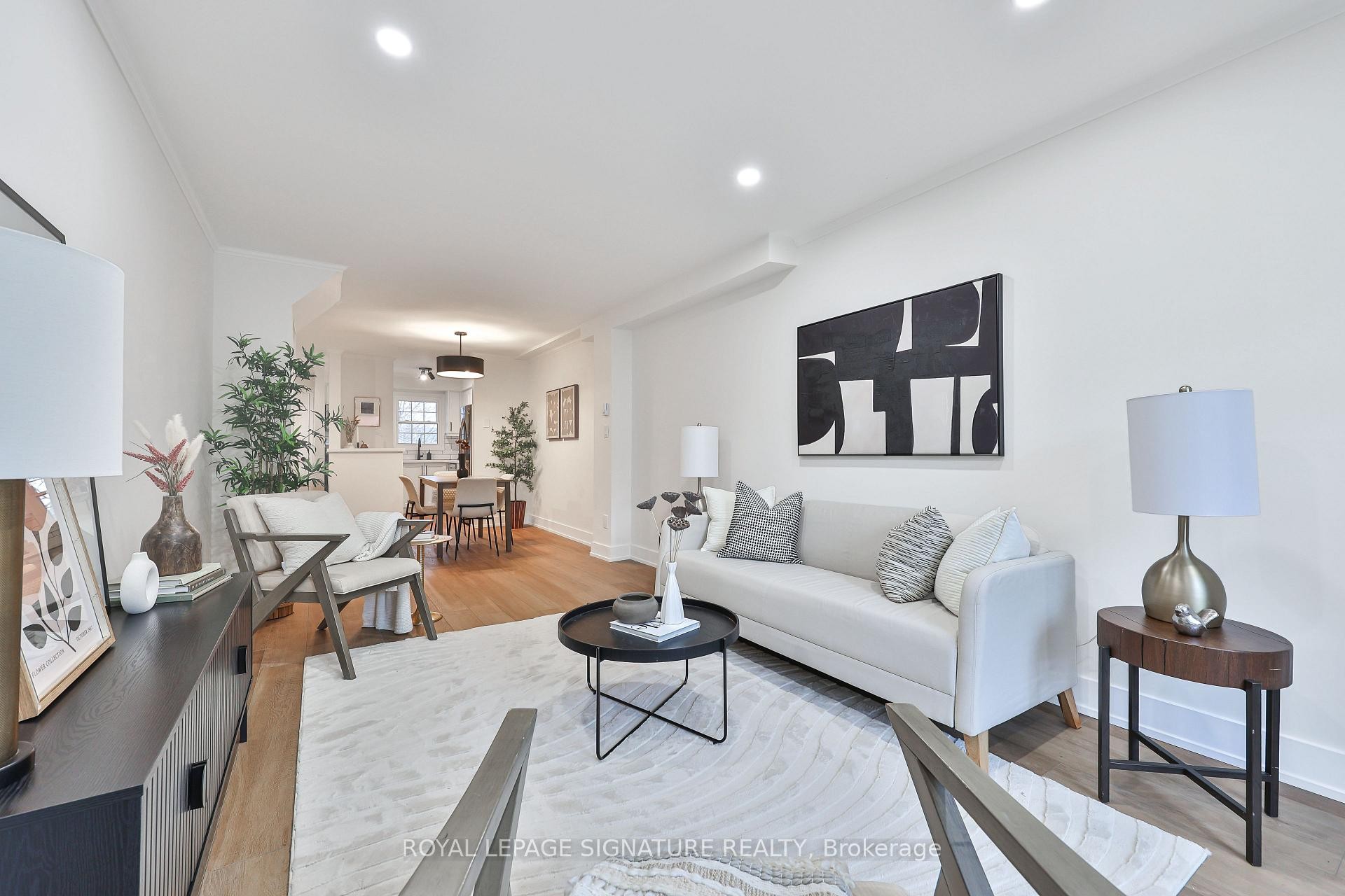 









101


Glen Manor

Drive, 6,
Toronto,




ON
M4E 3V3

