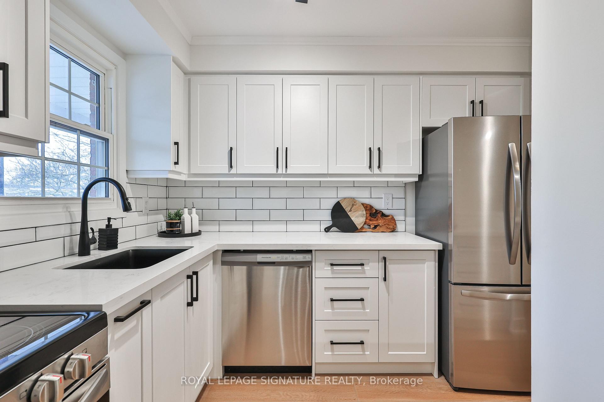 









101


Glen Manor

Drive, 6,
Toronto,




ON
M4E 3V3

