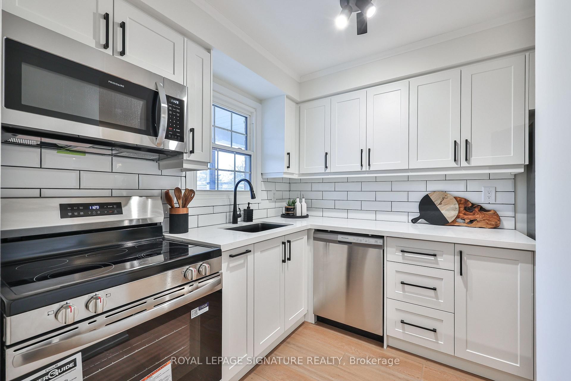 









101


Glen Manor

Drive, 6,
Toronto,




ON
M4E 3V3


