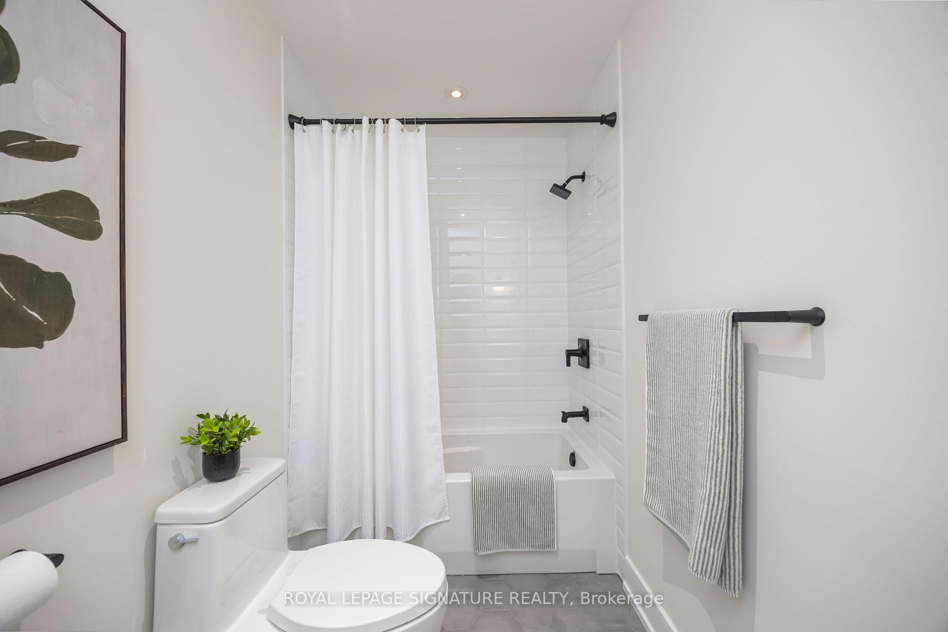 









101


Glen Manor

Drive, 6,
Toronto,




ON
M4E 3V3


