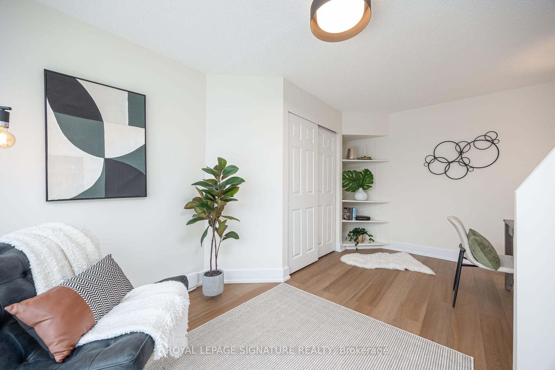 









101


Glen Manor

Drive, 6,
Toronto,




ON
M4E 3V3

