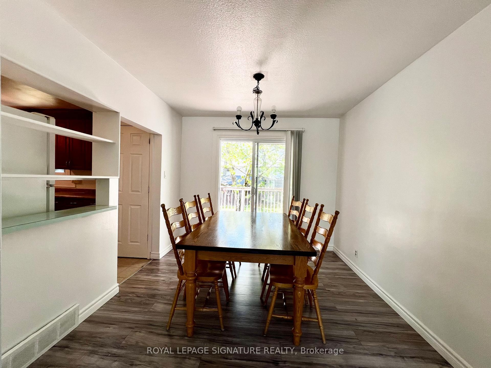 









194


Cedarbrae

Avenue,
Waterloo,




ON
N2L 4S5

