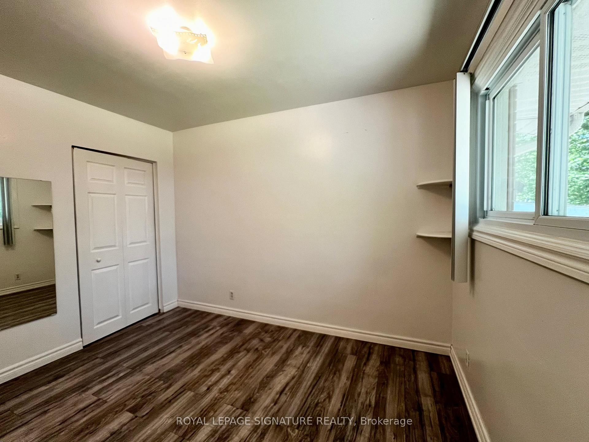 









194


Cedarbrae

Avenue,
Waterloo,




ON
N2L 4S5

