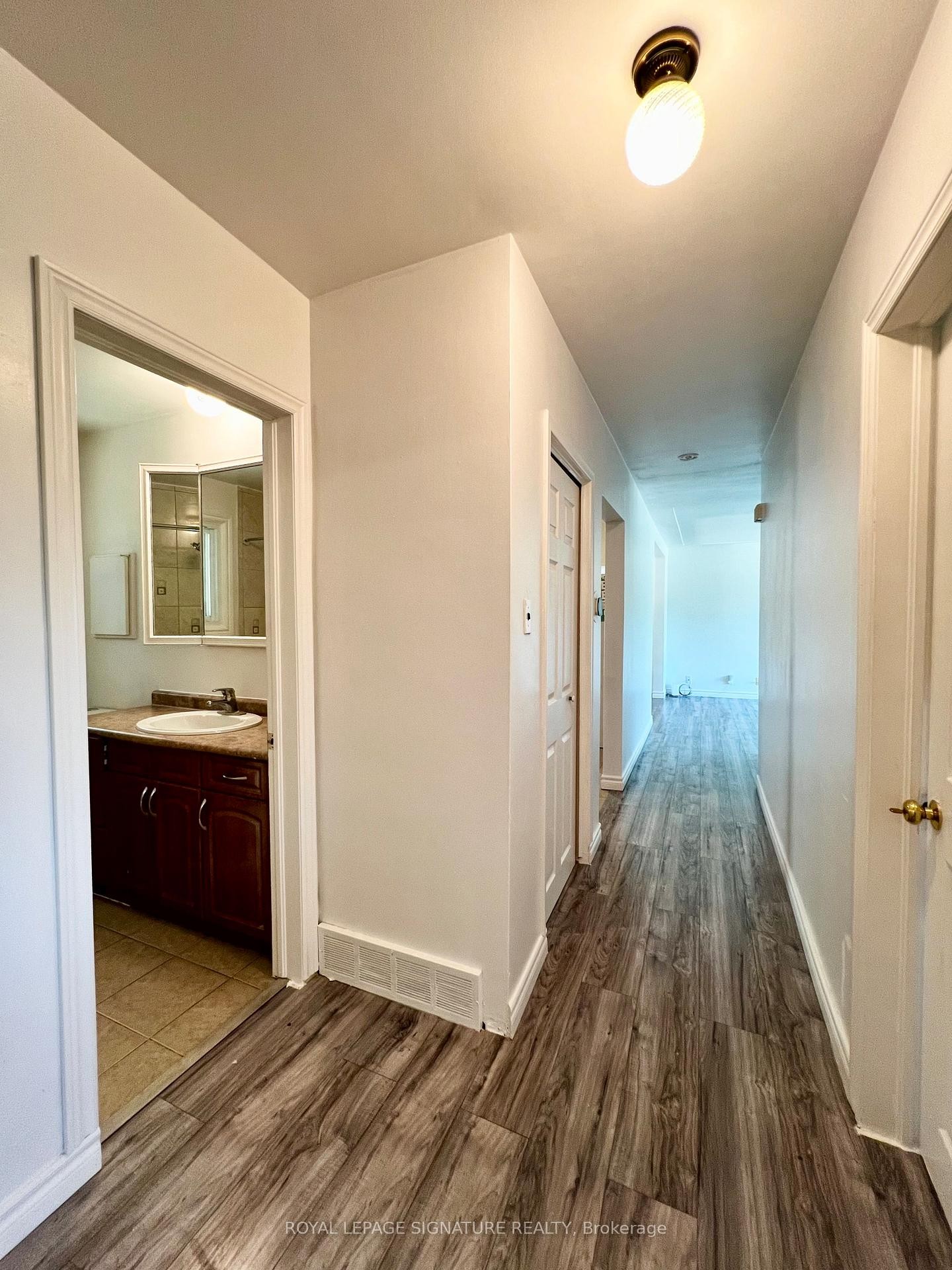 









194


Cedarbrae

Avenue,
Waterloo,




ON
N2L 4S5


