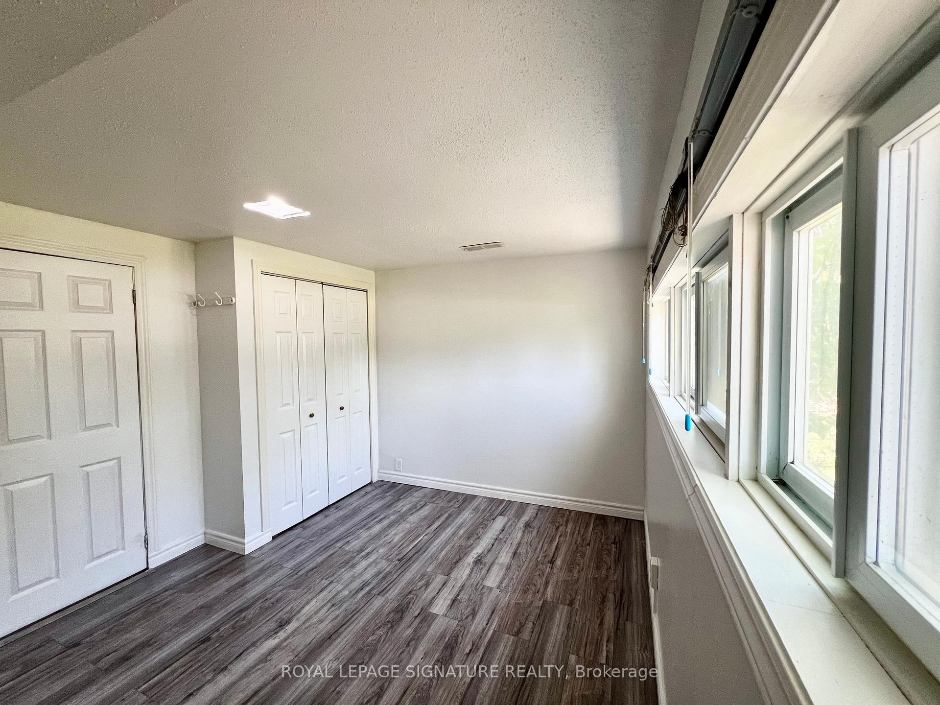 









194


Cedarbrae

Avenue,
Waterloo,




ON
N2L 4S5

