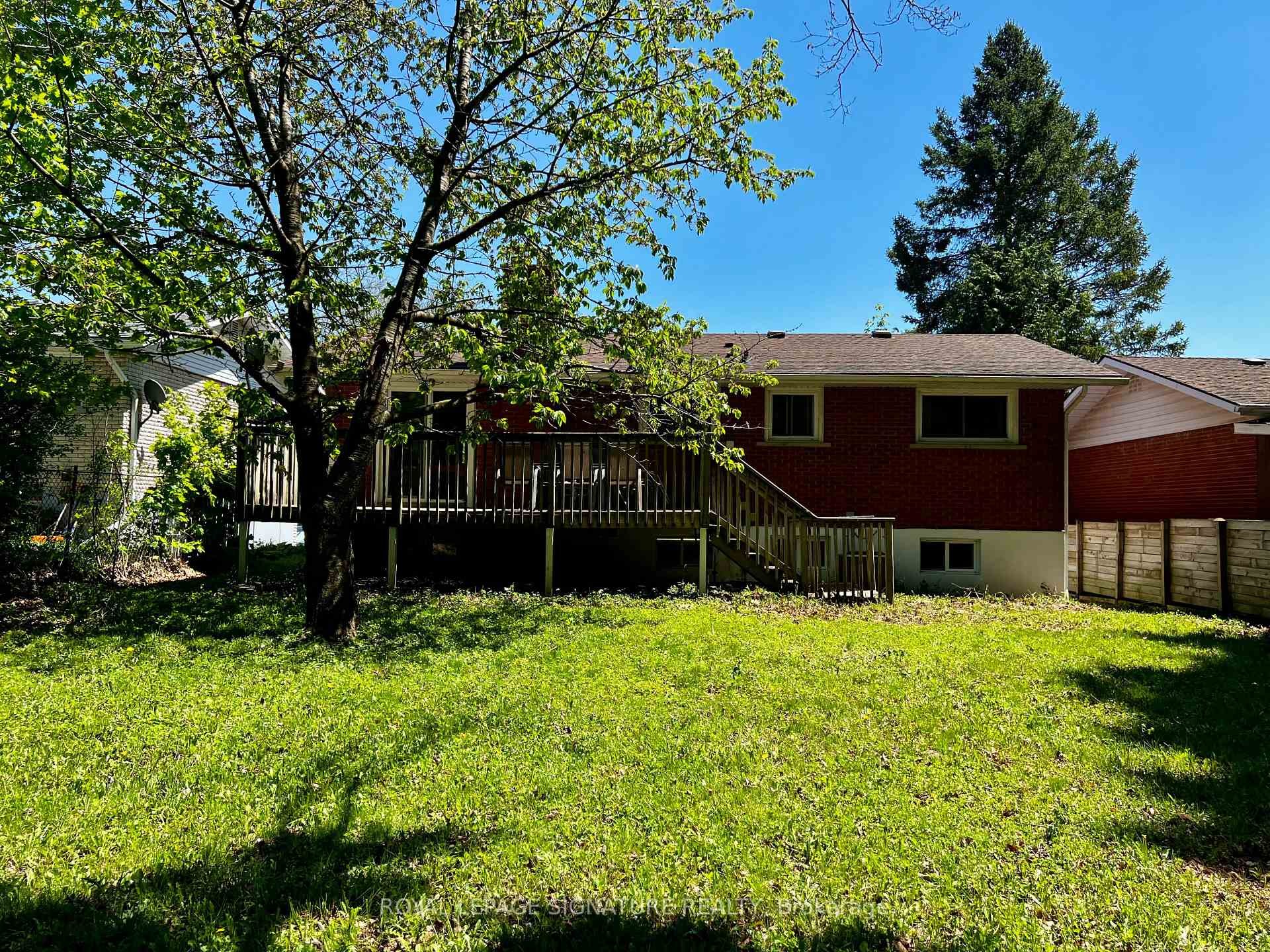 









194


Cedarbrae

Avenue,
Waterloo,




ON
N2L 4S5


