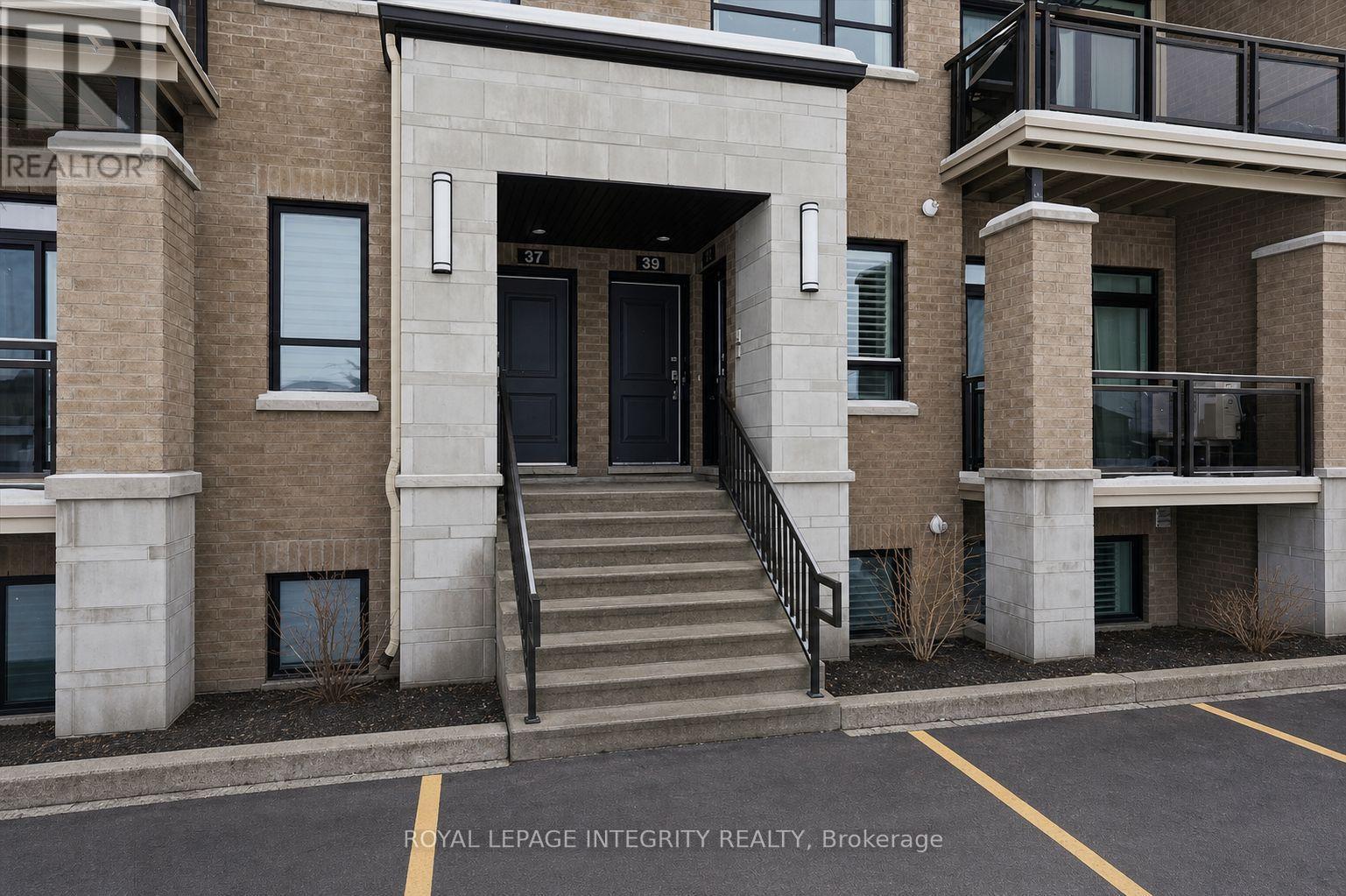 












41 CARABINER PRIVATE

,
Ottawa,




Ontario
K1W0L7

