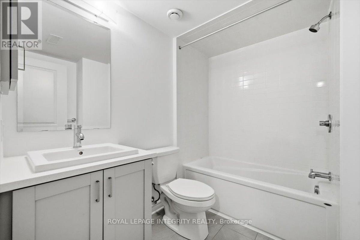 












41 CARABINER PRIVATE

,
Ottawa,




Ontario
K1W0L7

