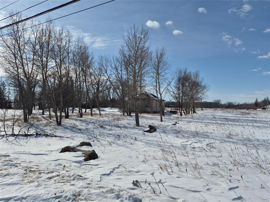 












200 Sioux Road W

,
Winnipeg,







Manitoba
R3X1V9

