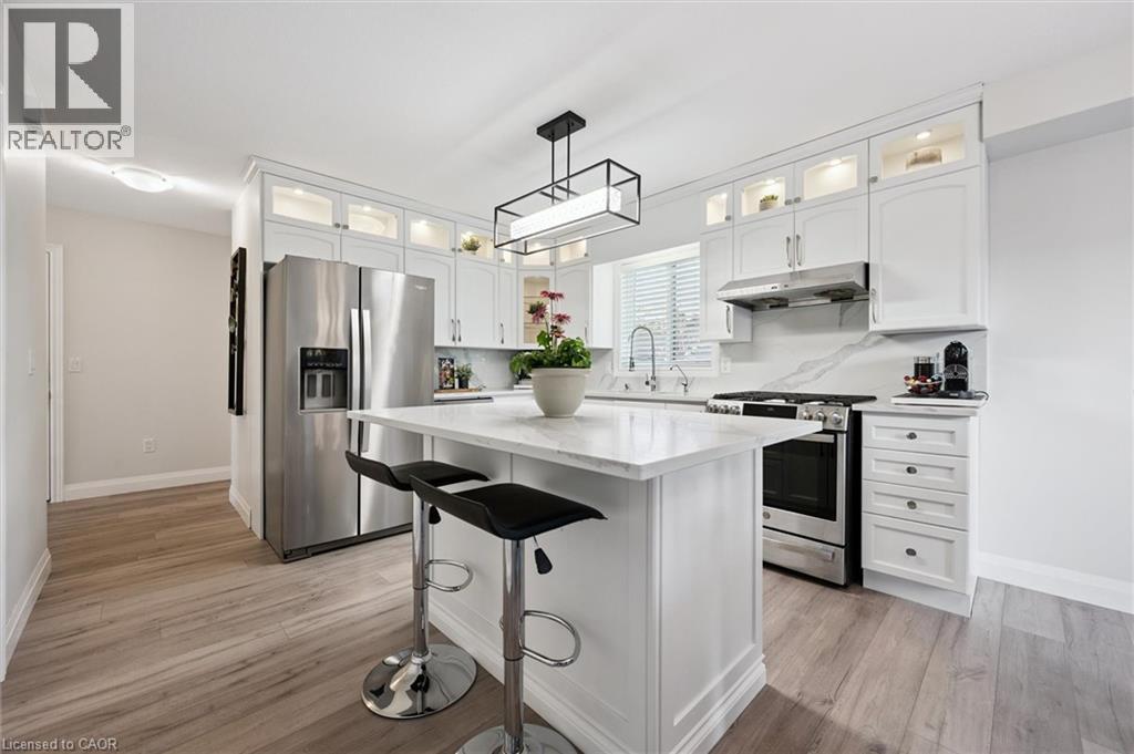 












3 PINE RIDGE Drive

,
Guelph,




Ontario
N1L1N6

