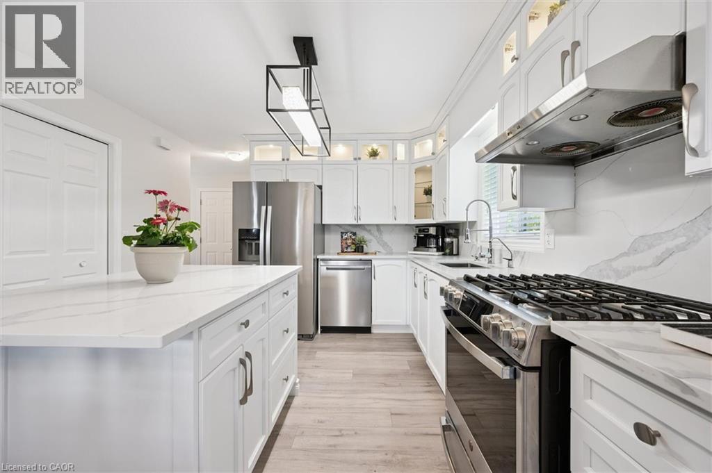 












3 PINE RIDGE Drive

,
Guelph,




Ontario
N1L1N6

