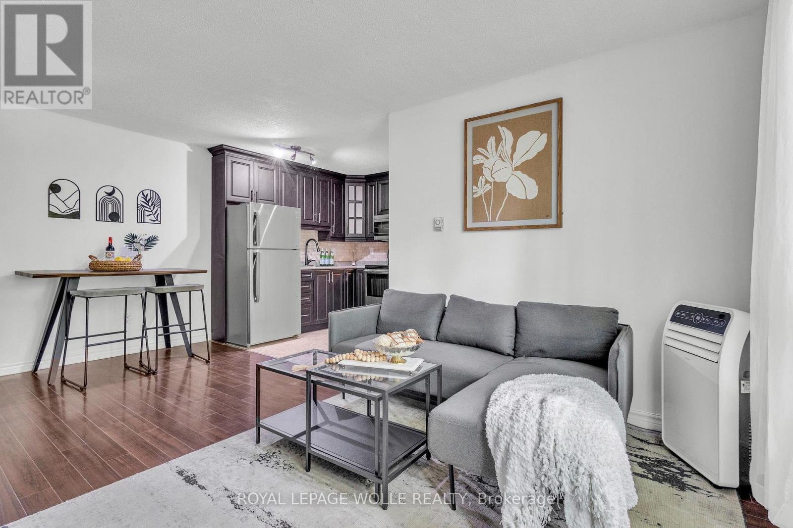 












7 - 119 CEDAR STREET S

,
Kitchener,




Ontario
N2G3L6

