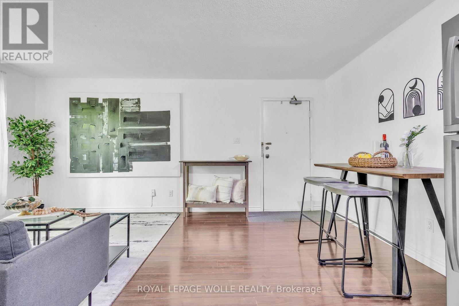 












7 - 119 CEDAR STREET S

,
Kitchener,




Ontario
N2G3L6

