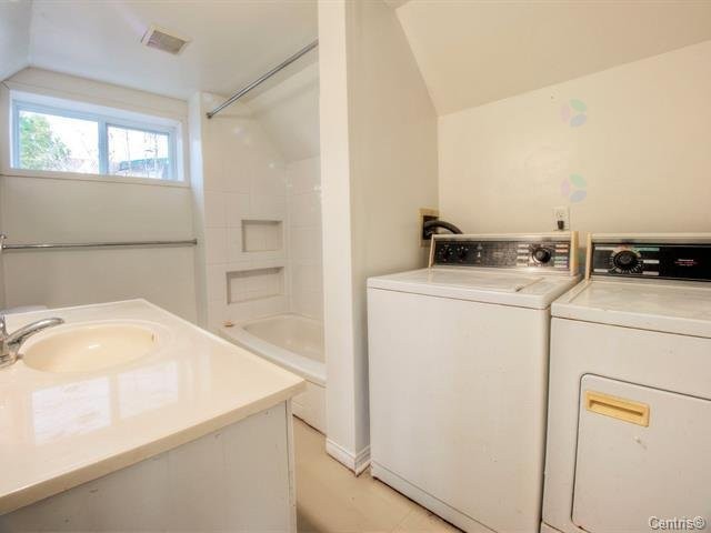 









105


Av. des Tourterelles

,
Pontiac,




QC
J0X2G0

