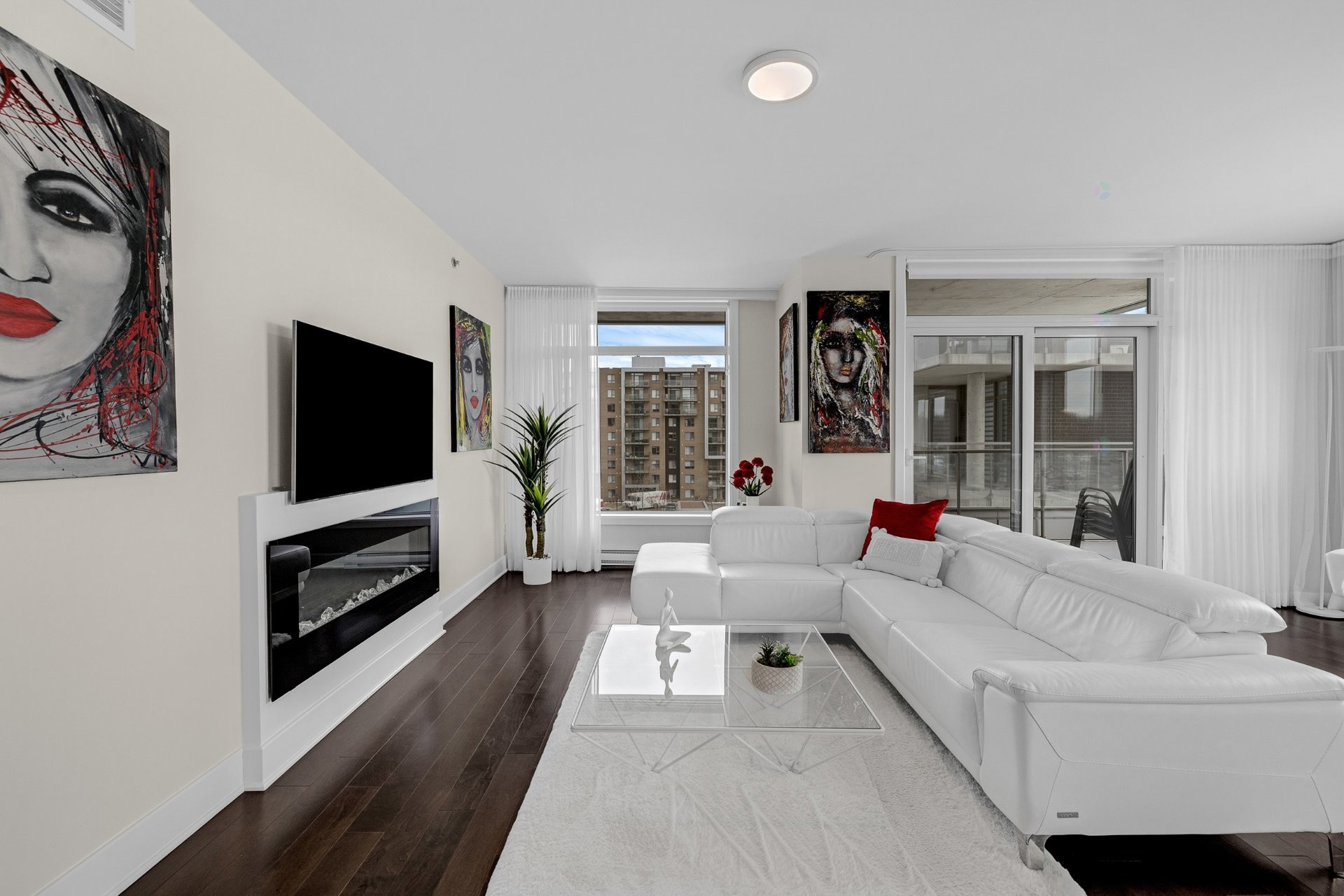 









359


Boul. Brunswick

, 501,
Pointe-Claire,




QC
H9R0B9

