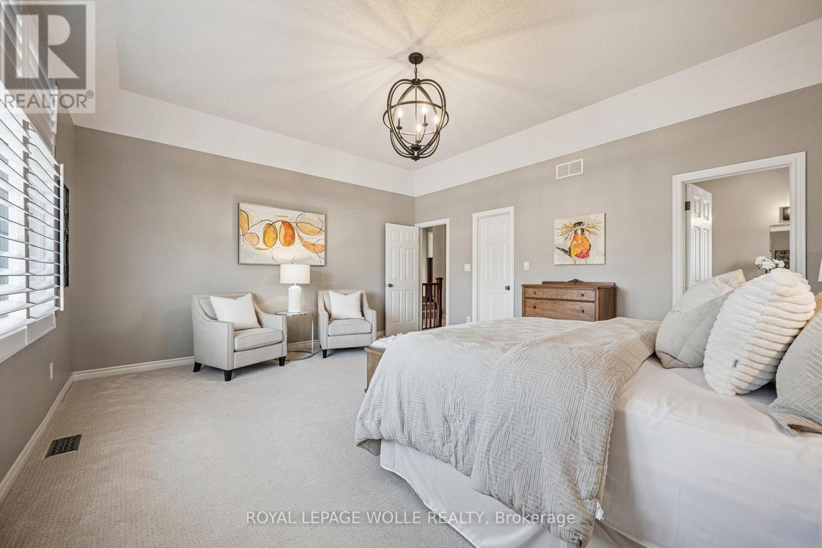 












44 CRANE CRESCENT

,
Woolwich,




Ontario
N3B3M3

