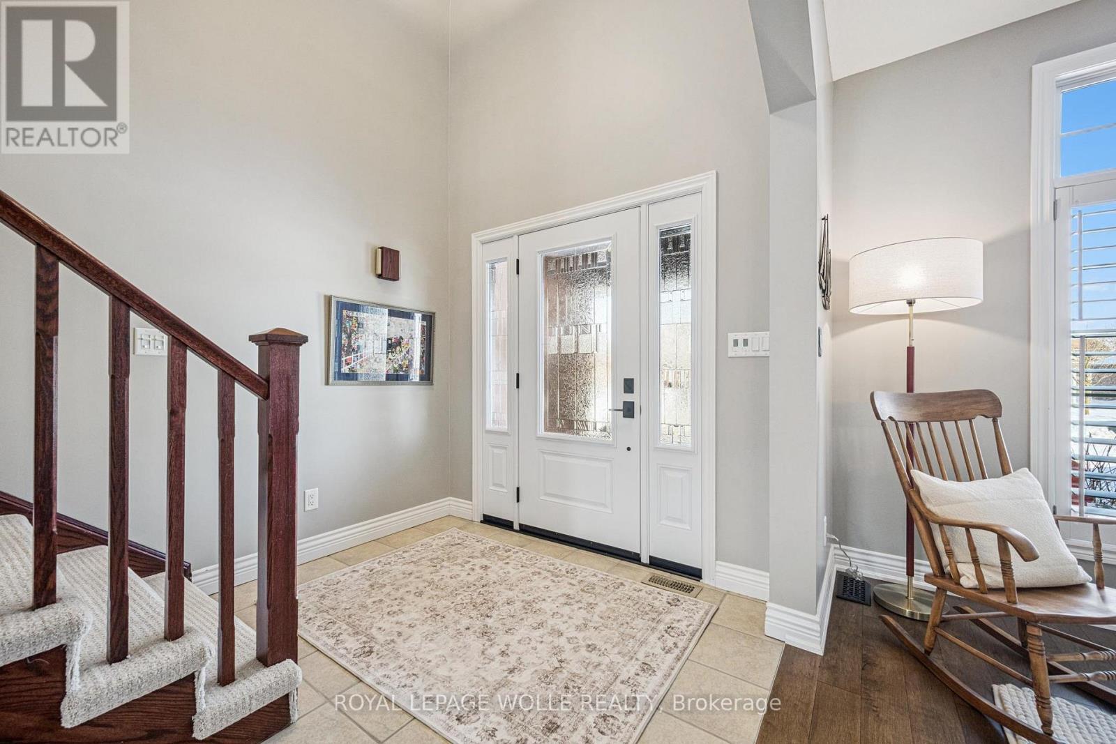 












44 CRANE CRESCENT

,
Woolwich,




Ontario
N3B3M3

