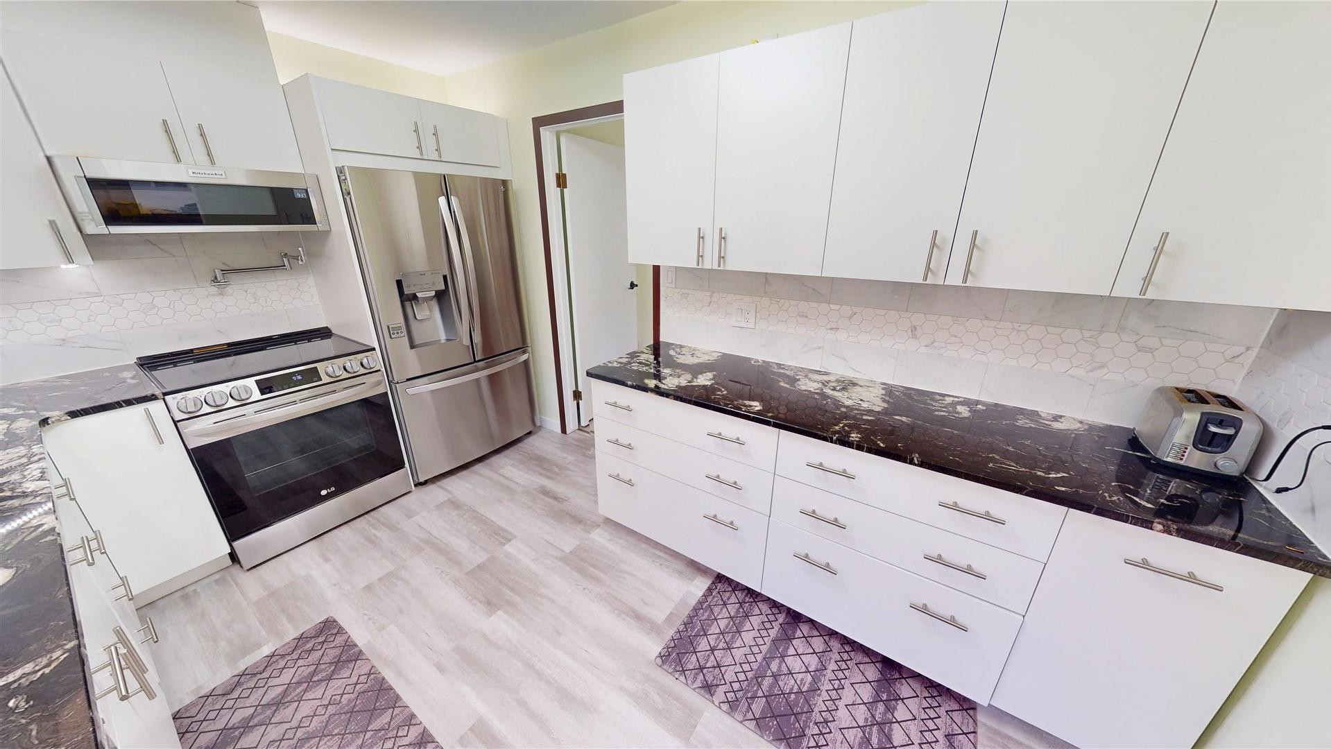 









821


Westwood

Drive,
Cranbrook,




BC
V1C 4H5

