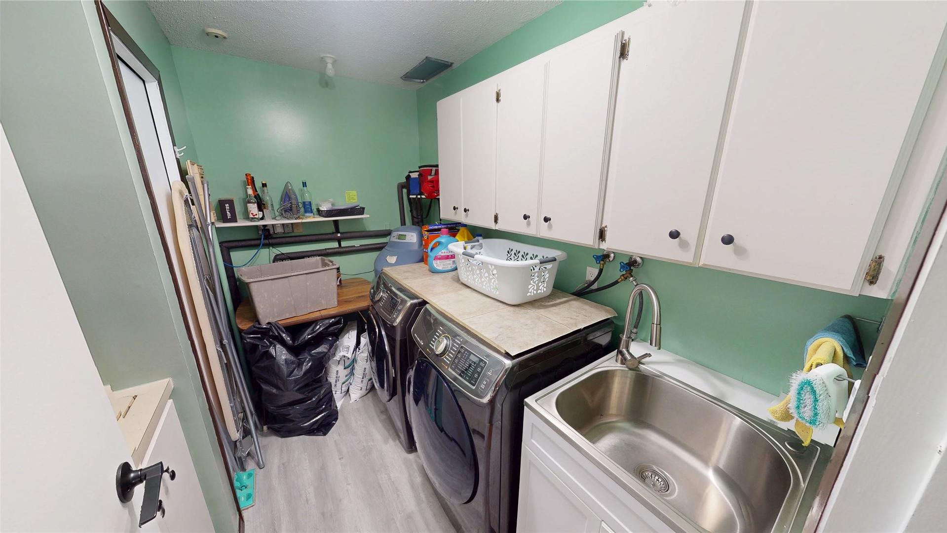 









821


Westwood

Drive,
Cranbrook,




BC
V1C 4H5

