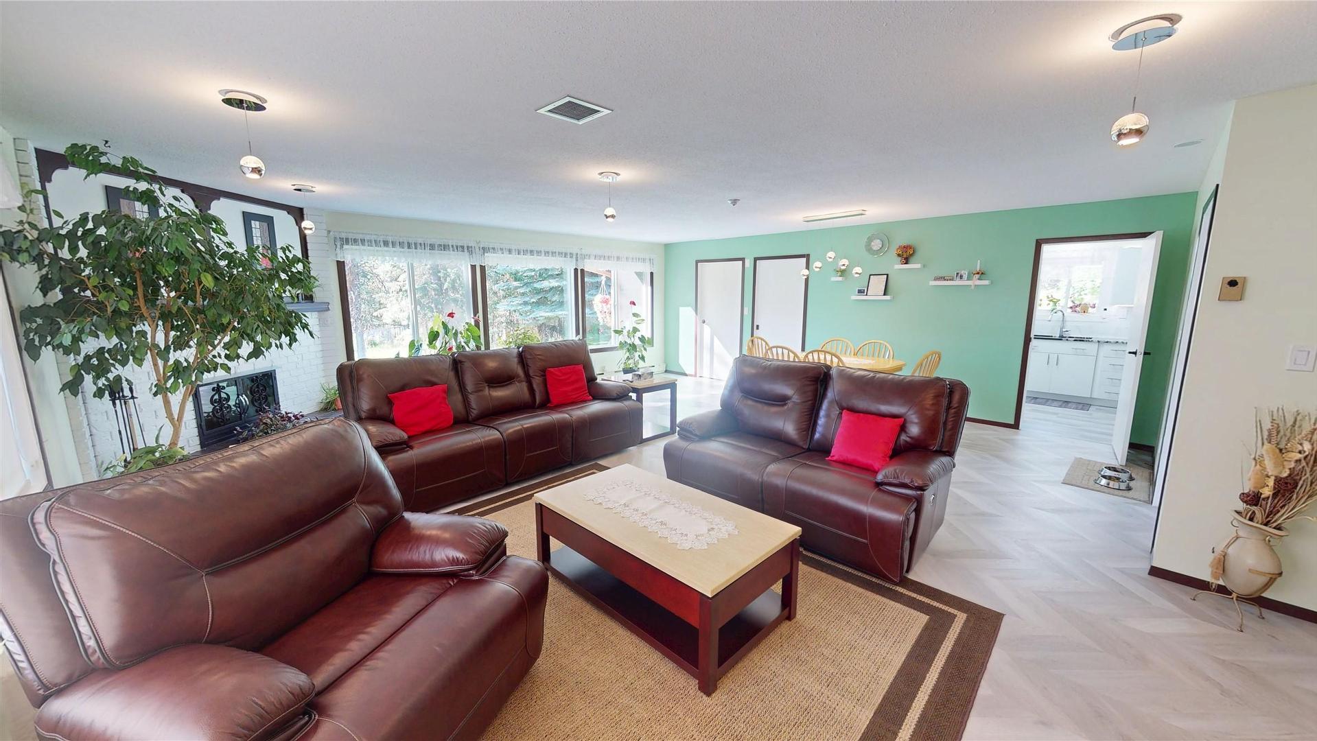 









821


Westwood

Drive,
Cranbrook,




BC
V1C 4H5

