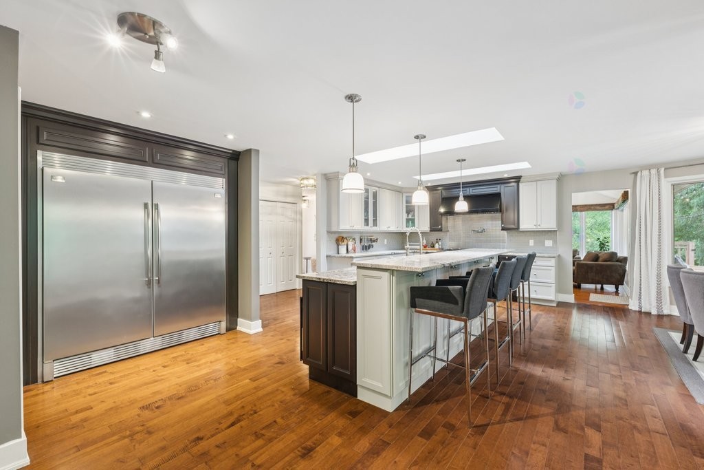 









29


Ch. Dunn

,
Chelsea,




QC
J9B1G6

