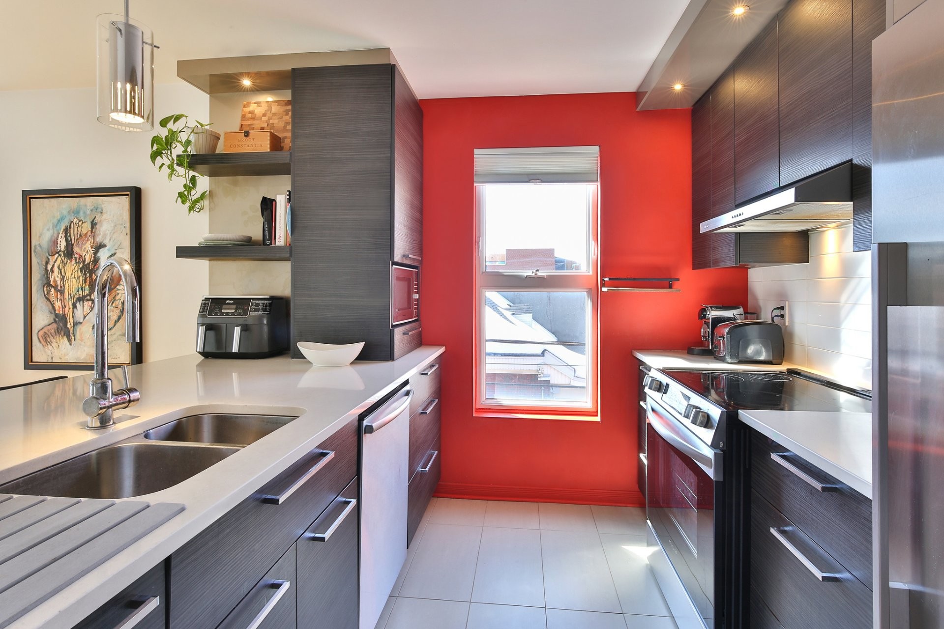 









1351


Rue La Fontaine

, 4,
Montréal (Ville-Marie),




QC
H2L1T6

