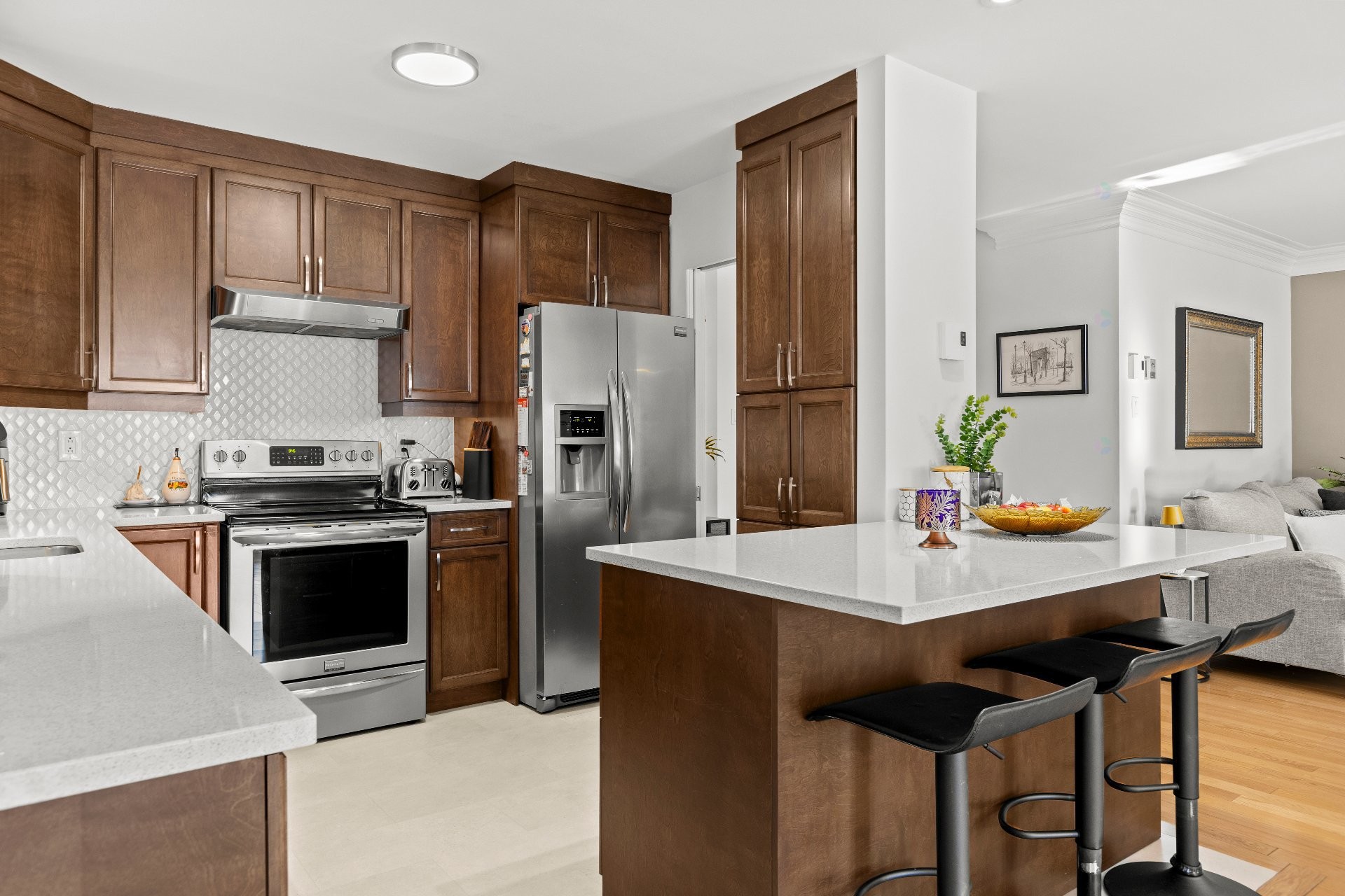 









1224


Rue du Sentier

, 102,
Longueuil (Le Vieux-Longueuil),




QC
J4N1S4

