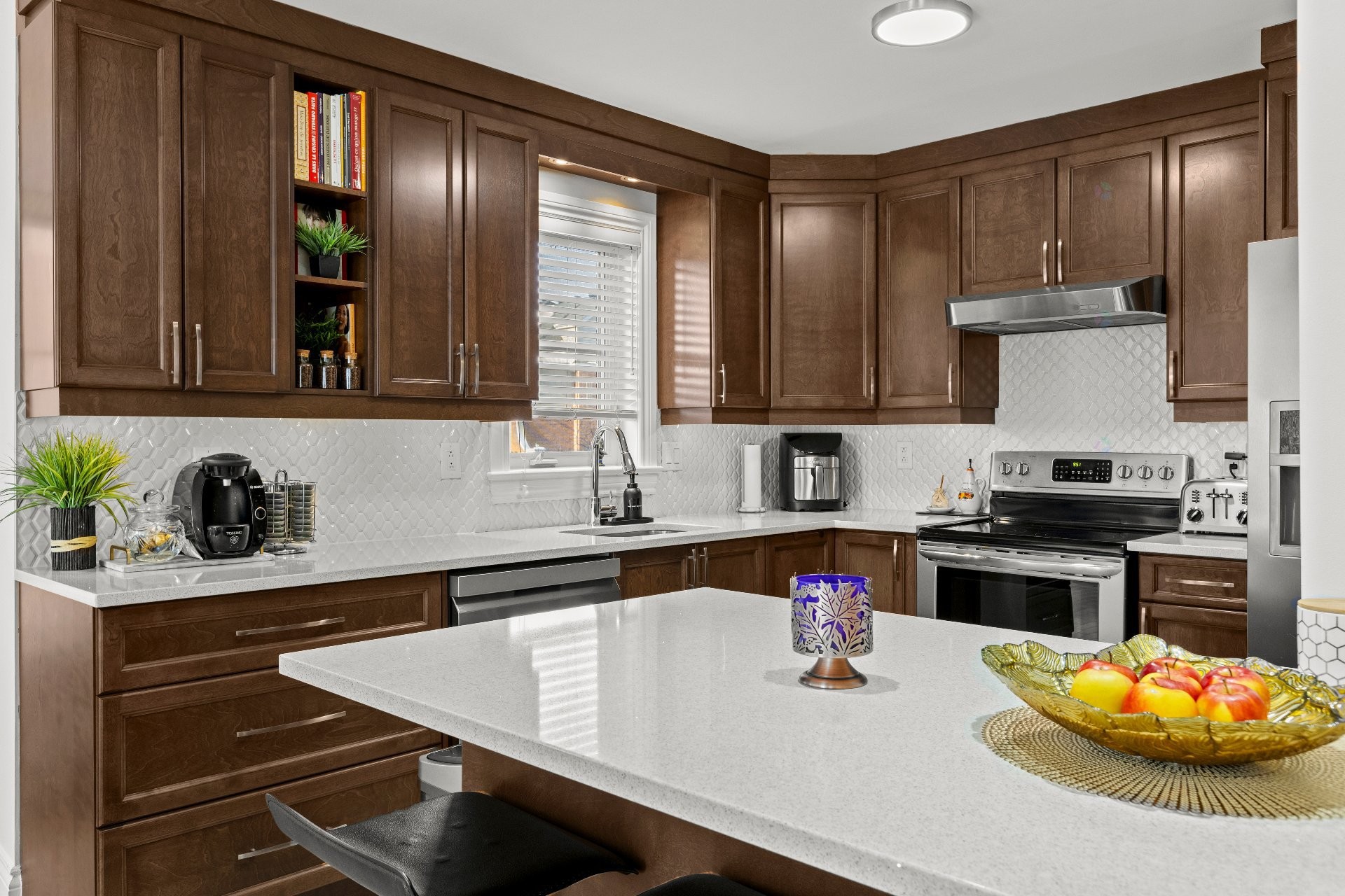 









1224


Rue du Sentier

, 102,
Longueuil (Le Vieux-Longueuil),




QC
J4N1S4

