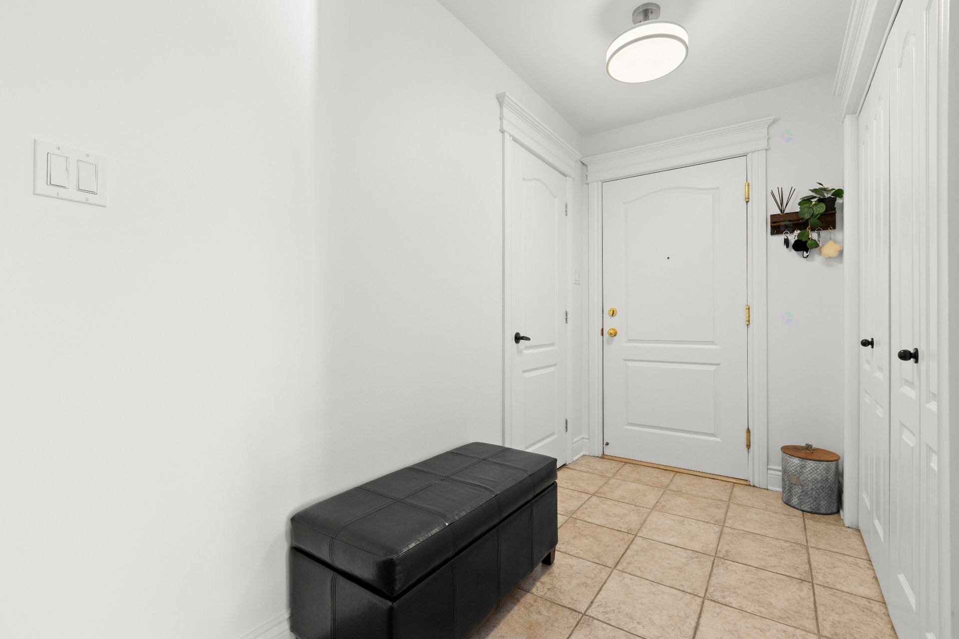 









1224


Rue du Sentier

, 102,
Longueuil (Le Vieux-Longueuil),




QC
J4N1S4

