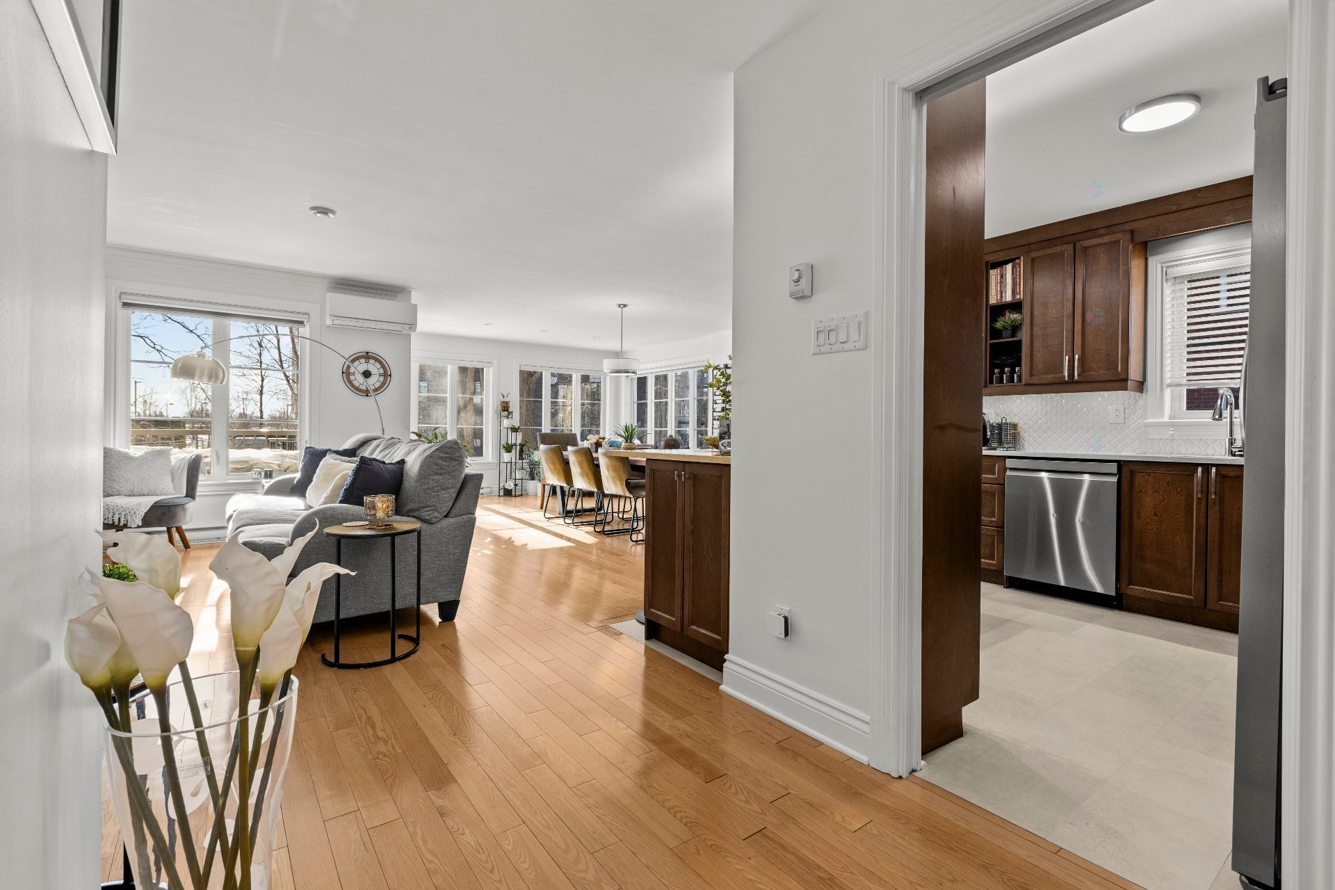 









1224


Rue du Sentier

, 102,
Longueuil (Le Vieux-Longueuil),




QC
J4N1S4


