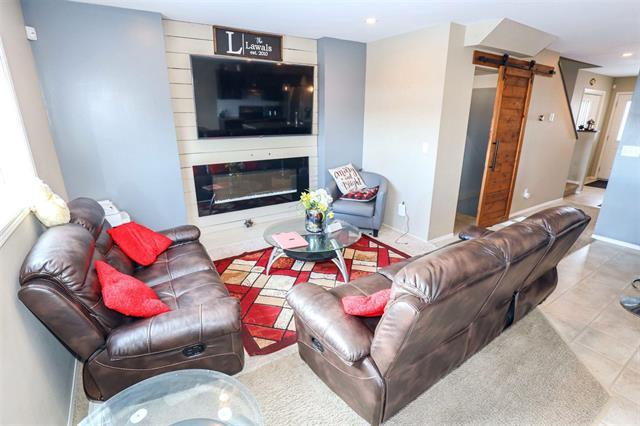 









178


Donna Wyatt

WAY,
Winnipeg,




MB
R3W 0H7

