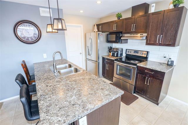 









178


Donna Wyatt

WAY,
Winnipeg,




MB
R3W 0H7

