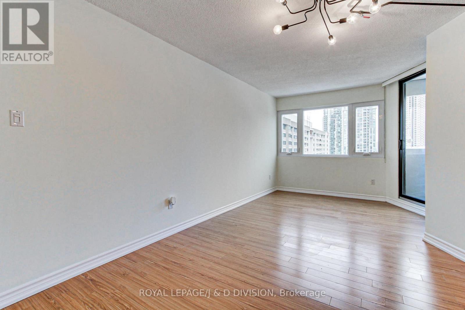 












1909 - 1580 MISSISSAUGA VALLEY BOULEVARD

,
Mississauga,




Ontario
L5A3T8

