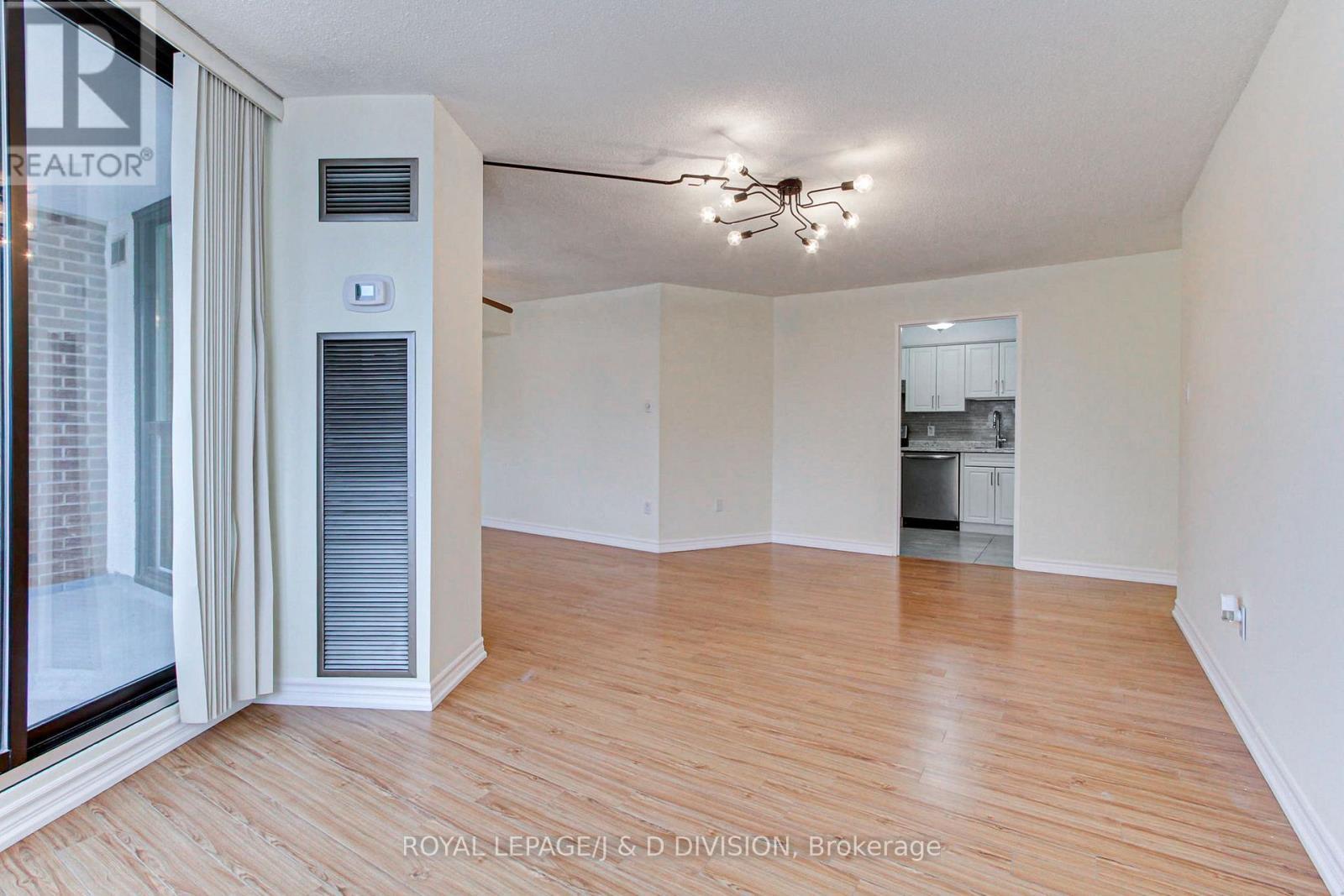 












1909 - 1580 MISSISSAUGA VALLEY BOULEVARD

,
Mississauga,




Ontario
L5A3T8

