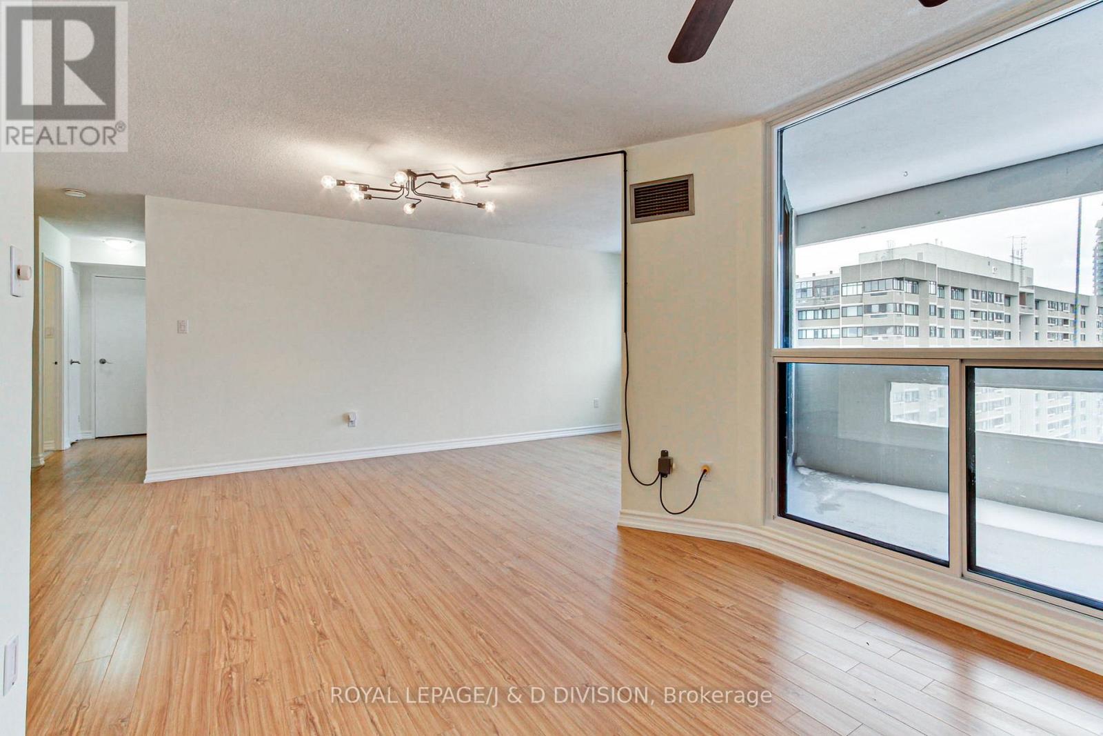 












1909 - 1580 MISSISSAUGA VALLEY BOULEVARD

,
Mississauga,




Ontario
L5A3T8

