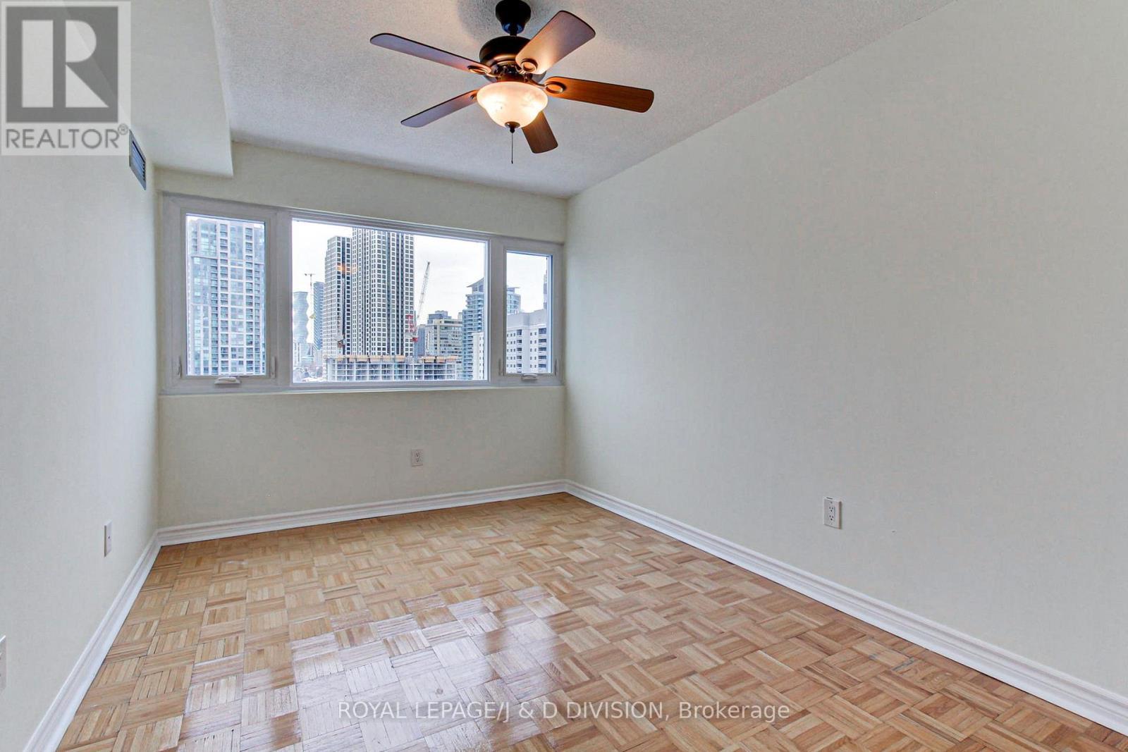 












1909 - 1580 MISSISSAUGA VALLEY BOULEVARD

,
Mississauga,




Ontario
L5A3T8

