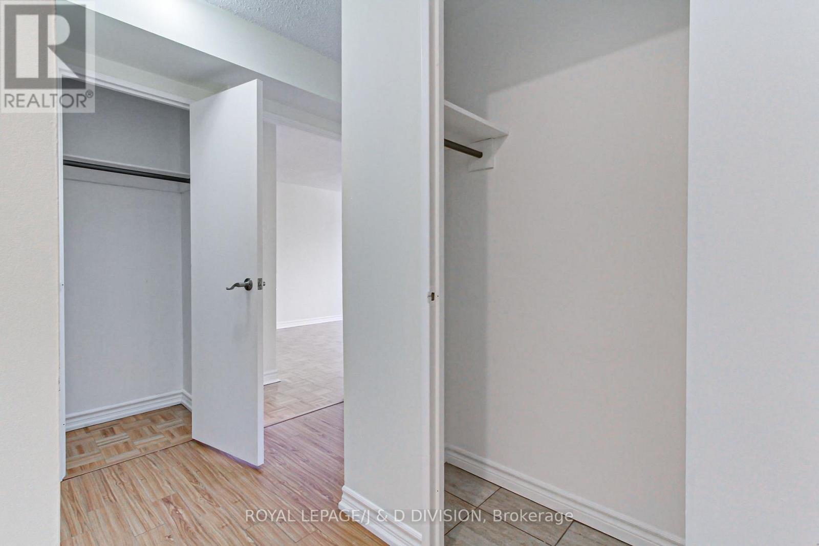 












1909 - 1580 MISSISSAUGA VALLEY BOULEVARD

,
Mississauga,




Ontario
L5A3T8

