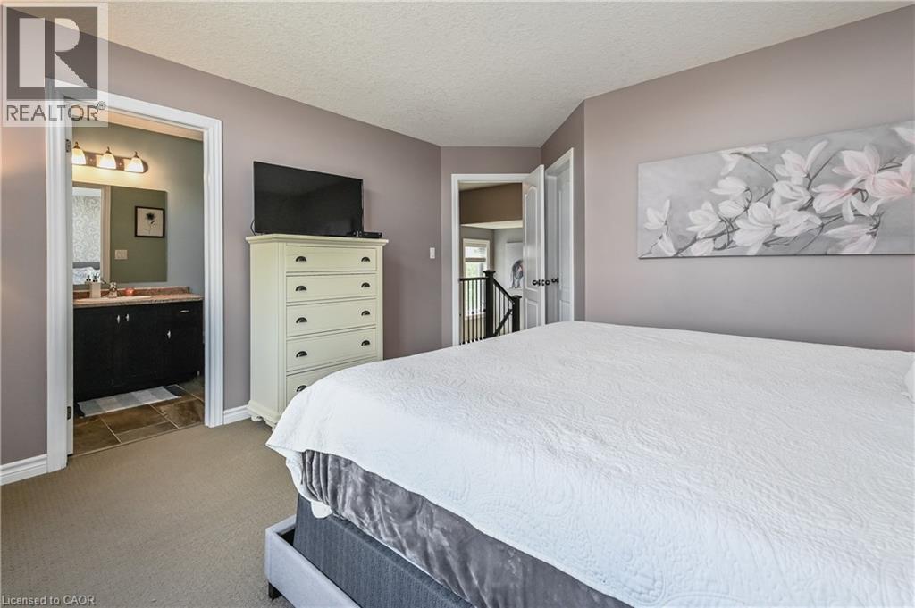 












557 LANDGREN Court Unit# A

,
Kitchener,




Ontario
N2A0G8

