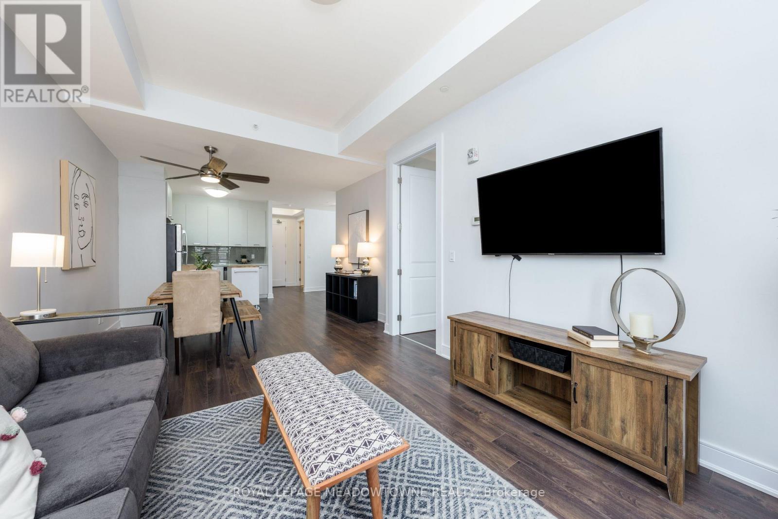 












505 - 150 MAIN STREET W

,
Hamilton,




Ontario
L8P1H8

