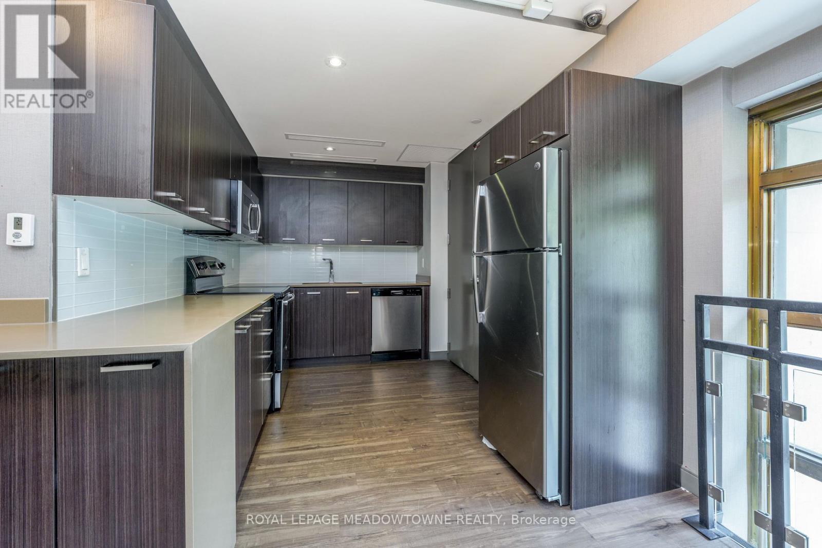 












505 - 150 MAIN STREET W

,
Hamilton,




Ontario
L8P1H8

