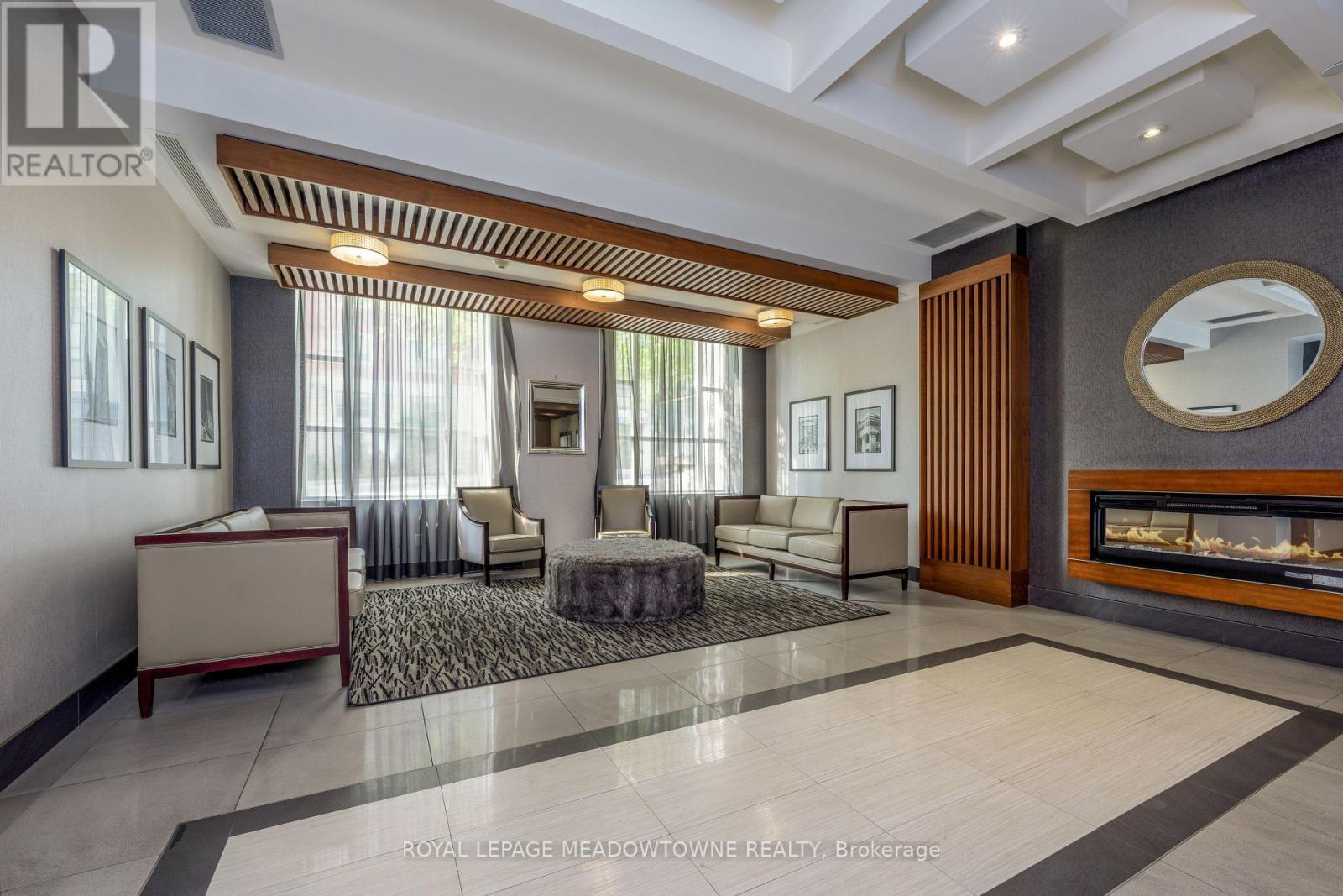 












505 - 150 MAIN STREET W

,
Hamilton,




Ontario
L8P1H8

