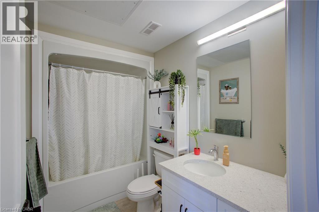 












25 MURRAY Court Unit# 1

,
Milverton,




Ontario
N0K1M0

