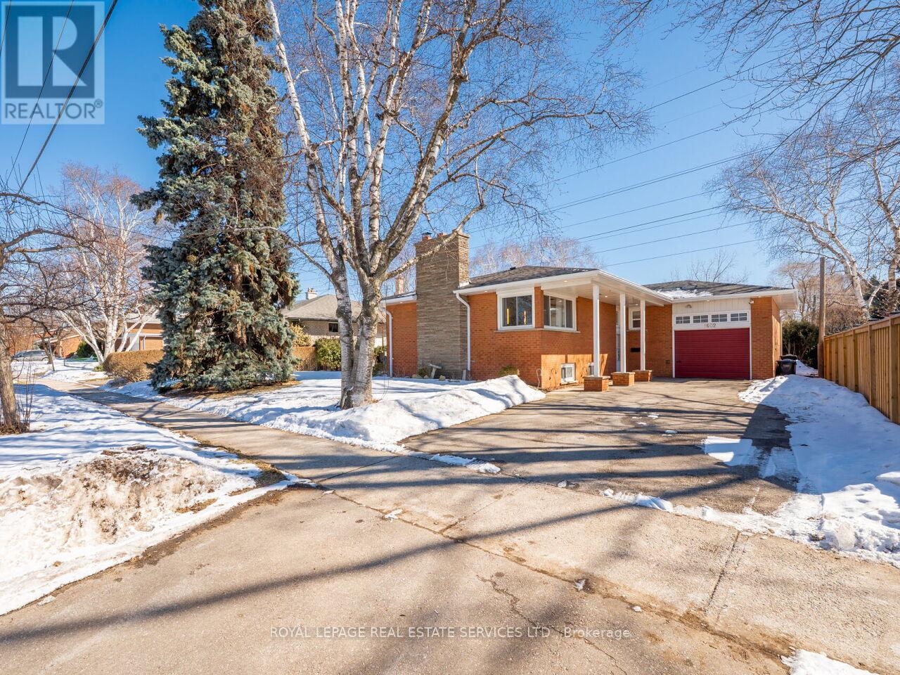 












1602 CARLETTA DRIVE

,
Mississauga,




Ontario
L4X1E5

