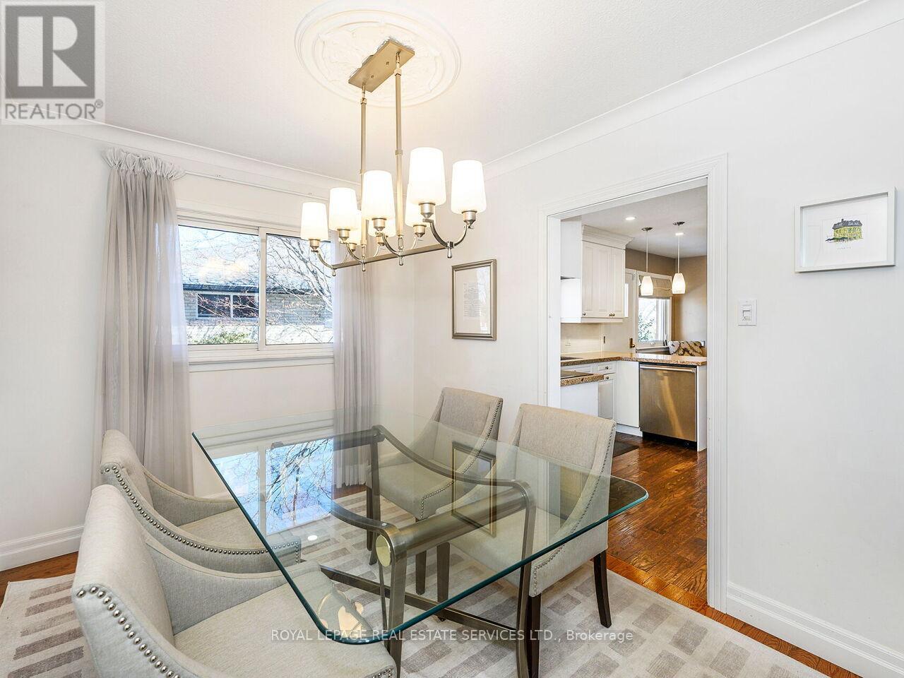 












1602 CARLETTA DRIVE

,
Mississauga,




Ontario
L4X1E5

