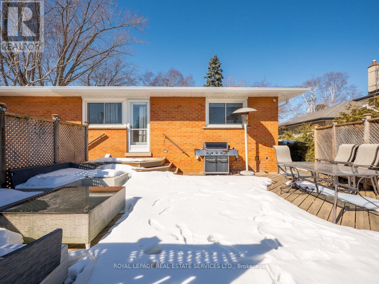 












1602 CARLETTA DRIVE

,
Mississauga,




Ontario
L4X1E5

